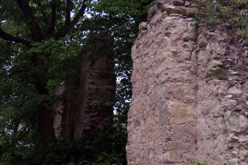 Hrad Pravda ( © Radovan Smokoň 05/2007)