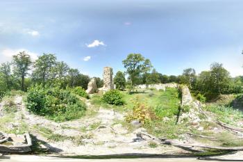 Panorama hradu Pravda ( © Jiří Čížek 08/2009)