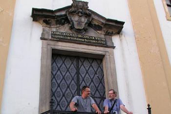 Vstupní portál ( © Roman Řezáč 08/2004)
