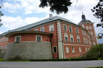 zámek Kamenice nad Lipou (© Vlastislav Mareček, 08/2016)
