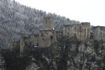 panorama hradu ( © Jan P. Štěpánek 11/2007)