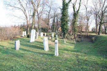Celkový pohled na hřbitov (© Petr Nožička, 12/2008)