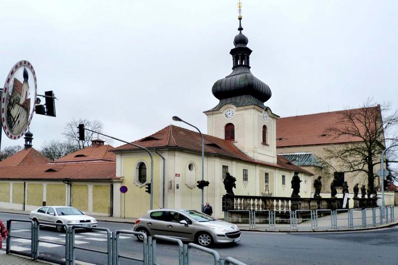 klášter kapucínů s kostelem sv. Vavřince a loretou klášter kapucínů s kostelem sv. Vavřince a loretou