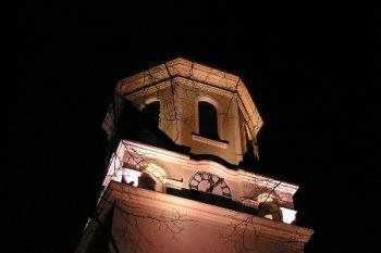 kostelní věž v noci ( © Jan P. Štěpánek 03/2006)