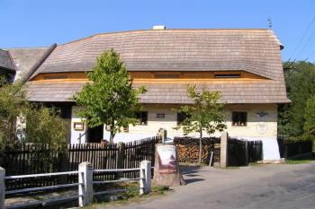 Roubená hospoda z r.1794 (© Václav Čermák, 09/2006)