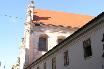 Pohled z ulice Minoritská ( © Roman Řezáč 10/2004)