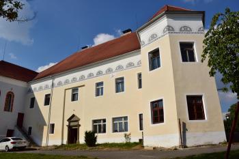Zámek od jihovýchodu (© Jiří Cukr 09/2016)