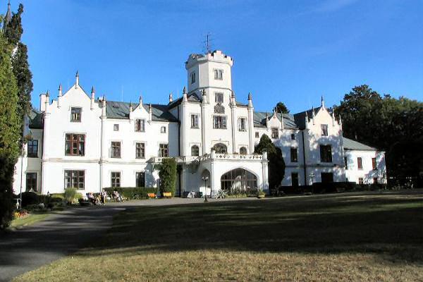 Vráž