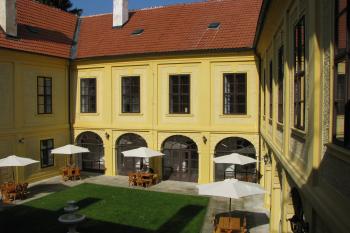  (© Vojtěch Haša, 2008/09)