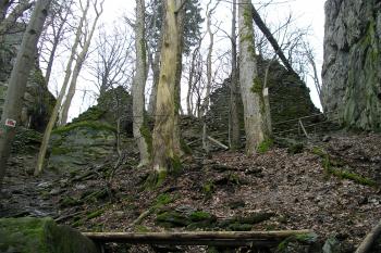 zřícenina hradu Rabštejn (© Vlastislav Mareček, 03/2007)