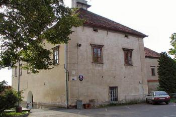 pohled od severovýchodu ( © Pavel Zany Komárek 11/9/2004)