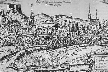 Pohled na historické Brno ve hradbách od jihu. ( © J. Houfnagel, 1617)