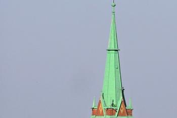 evangelický kostel z věže farního kostela ( © Jan P. Štěpánek 05/2010)