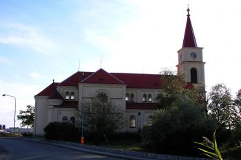 Pohled od severu ( © Roman Řezáč 09/2004)