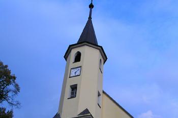 Věžička s hodinami ( © Roman Řezáč 09/2004)