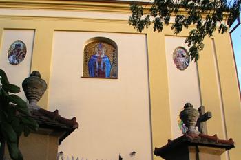 Čelní pohled ( © Roman Řezáč 09/2004)