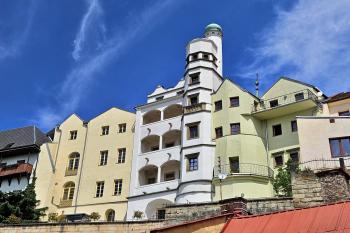 pohled ze Soukenické ulice (© Jan P. Štěpánek  05/2024)