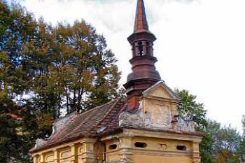 pohled od severozápadu ( © Pavel Zany Komárek 25/9/2004)