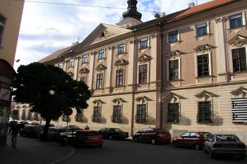 Pohled z Běhounské ( © Roman Řezáč 09/2004)