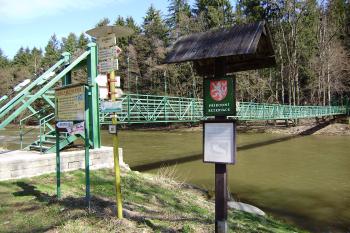 Stvořidla - turistický rozcestník (© Zuzana Holasová, 04/2010)