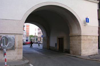  ( © Roman Řezáč 09/2004)