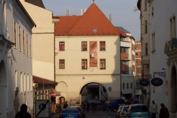Brno - Měnínská brána (© Ivo Rozehnal, 11/2008)