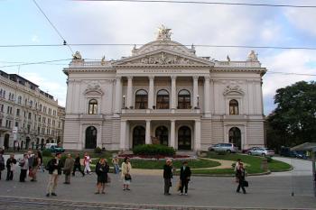 Čelní pohled ( © Roman Řezáč 09/2004)