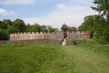 Archeopark Chotěbuz (© Milan Smoleň 05/2006)