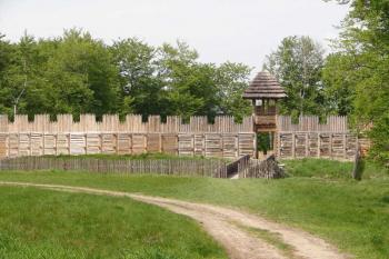 Archeopark Chotěbuz (© Milan Smoleň 05/2006)