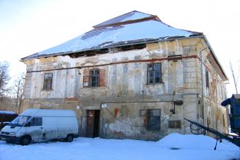 Hlavní vstup do zámku ( © Pavel Vítek 01/2006)