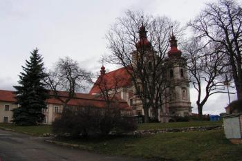 Kostel Navštívení Panny Marie (© Michal Kiesel, 03/2008)