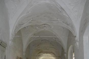 chodba v 1.patře (© Daniela Fantová, 10/2007)