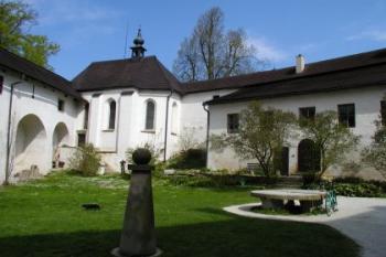 Hrad Roštejn (2003 ©Martin Klimánek)
