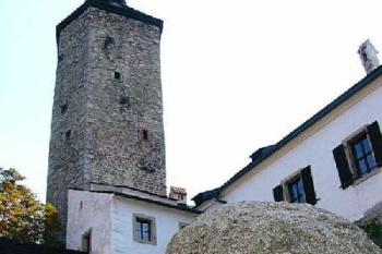 Roštejn - věž (©  Karel Vaníček 2005)