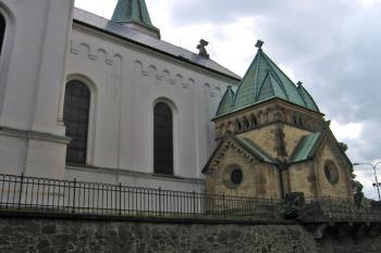 Kostel sv. Remigia v Praze - Čakovicích ( © Pavel Vítek 07/2009)