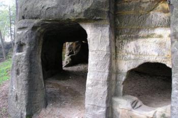Světničky pod hradem (© Jan Fišer 05/2006)
