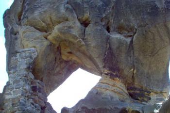 Skalní blok Brána (© Milan Novotný, 06/2005)