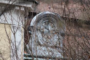 Hodiny v zadním traktu zámku (© Daniela Fantová, 11/2012)