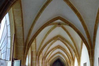 Křížová chodba (© Jiří Cukr, 07/2010)