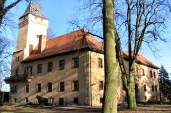 pohled od jihozápadu ( © Pavel Zany Komárek 8/1/2005)
