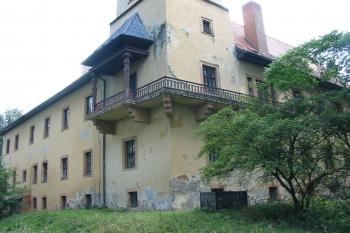 dřevěný balkon (© Anna Hladíková, 8/2008)