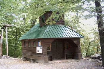 Kostel (© Ilona Telaříková 10/2005)