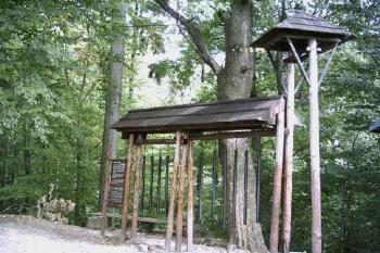 Zvonice (© Ilona Telaříková 10/2005)