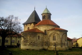 pohled od jihovýchodu (© Petr Berka, 12/2012)