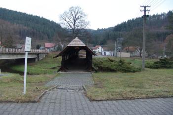  ( © Roman Řezáč 12/2004)