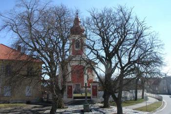 kostel Nejsv. Trojice ( © Jiří Čížek 03/2008)