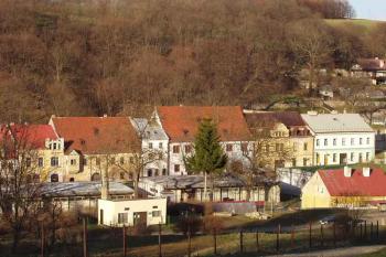 Náměstí (© VŠ 01/2004)