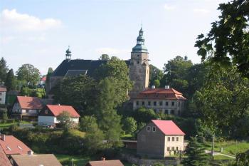 kostel sv. Jiří ( © Jiří Čížek 09/2004)