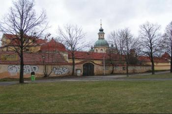  ( © Petr Turyna 12/2004)