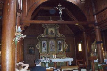 hlavní oltář kostela sv. Bedřicha ( © Jan P. Štěpánek 06/2008)